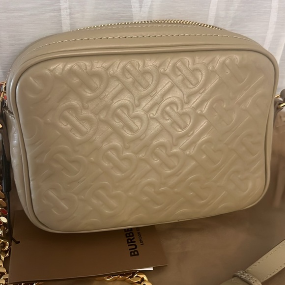 NWT. Burberry Beige Crossbody Bag. Full inclusion. COA - Picture 4 of 16